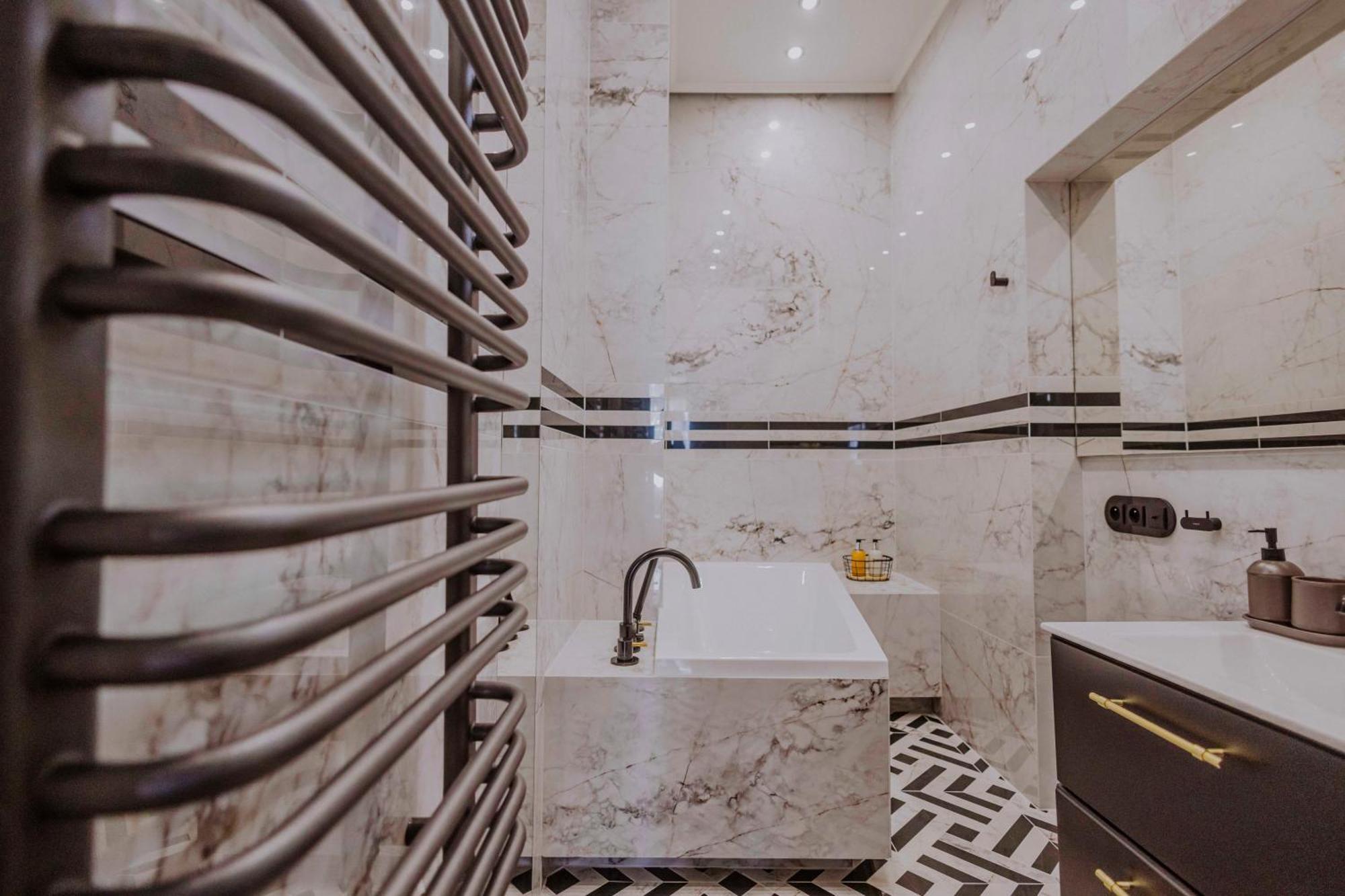 Crown Pearl - Wonderful Apartment, 110Scm, 4 Rooms クラクフ エクステリア 写真